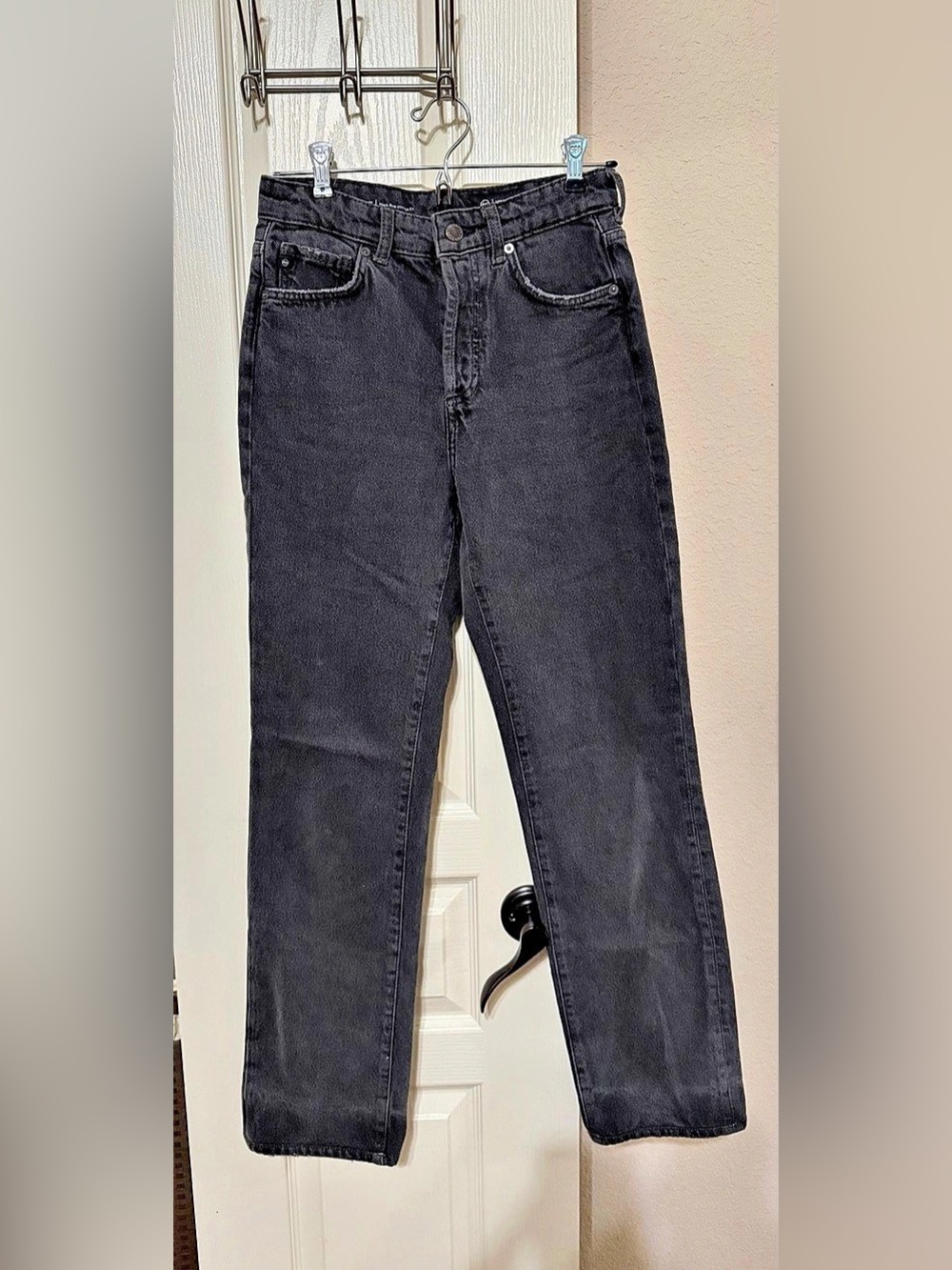 AG Alexxis Straight Leg Jeans in Gray Waist 25